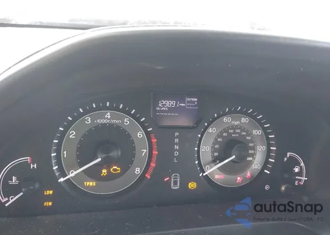 2015 Honda Odyssey Ex-L z USA, uszkodzony, nr VIN 5FNRL5H68FB032600